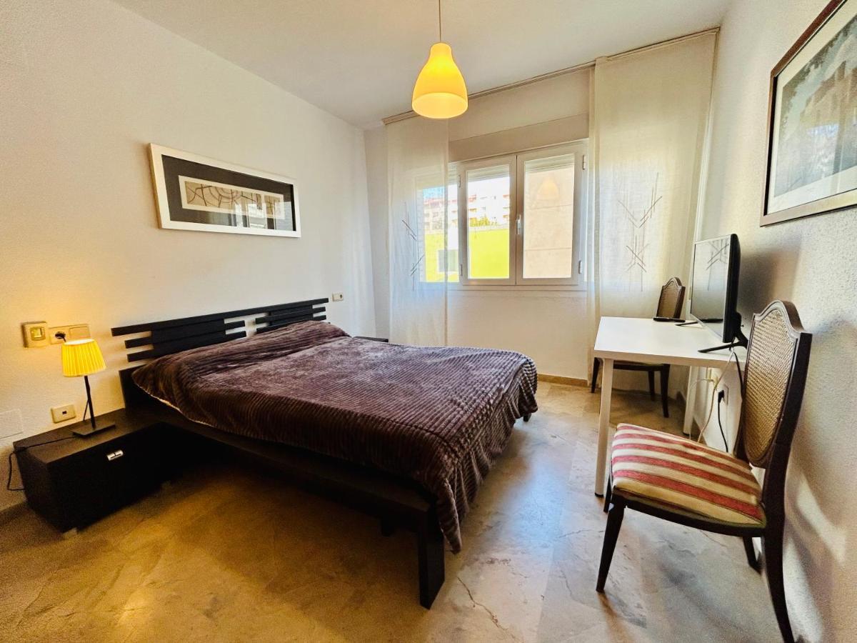 Guest House Teatinos Малага Екстериор снимка